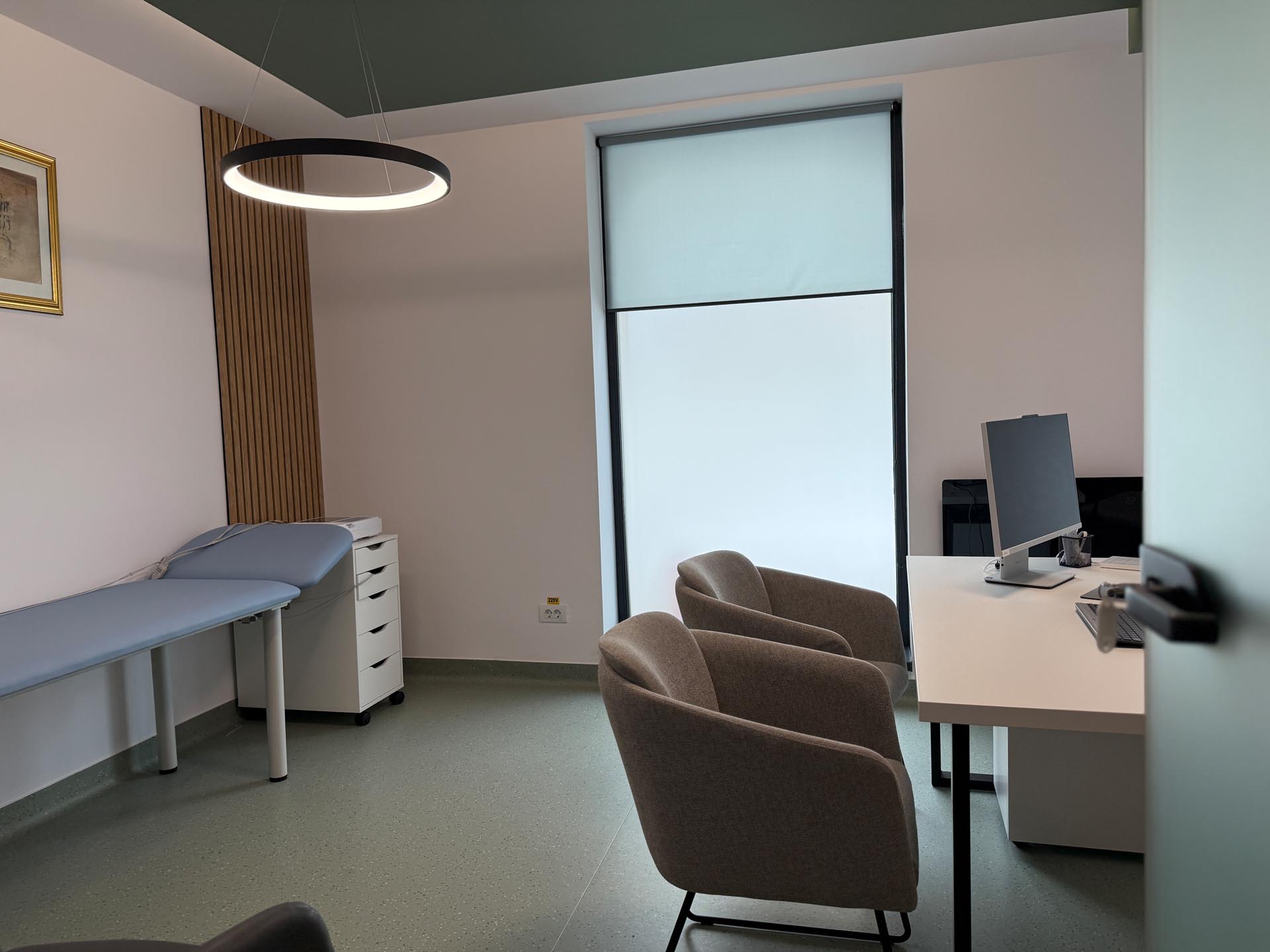 Cabinet consultatii- Paragon Medical Iasi Cabinet consultatii- Paragon Medical Iasi