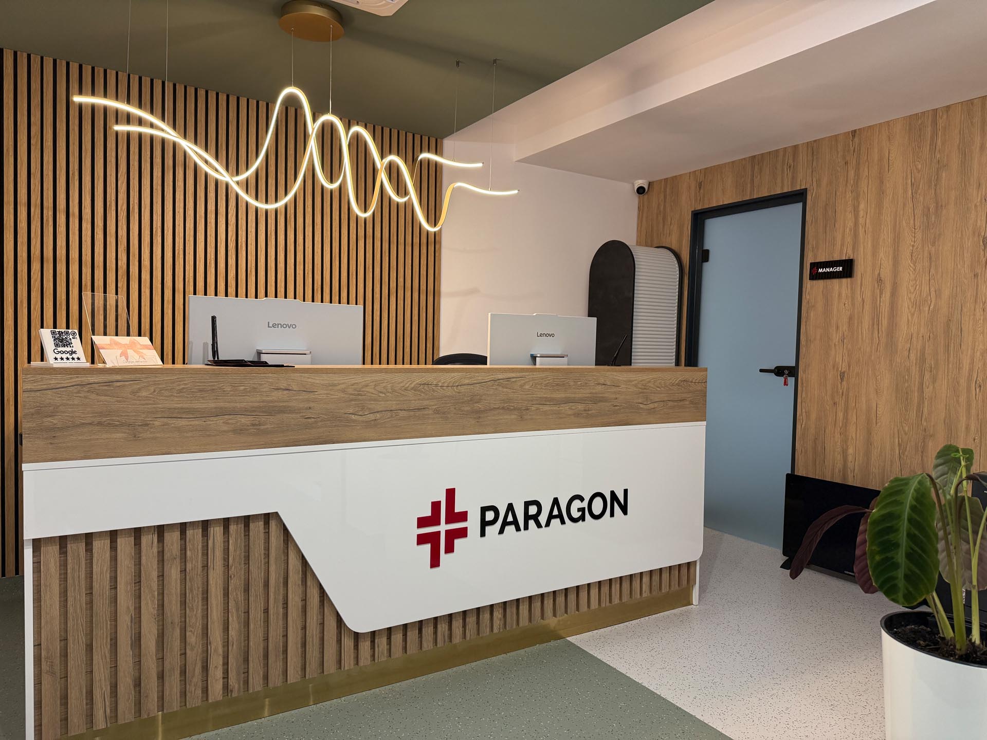 Receptie- Paragon Medical Iasi Receptie- Paragon Medical Iasi