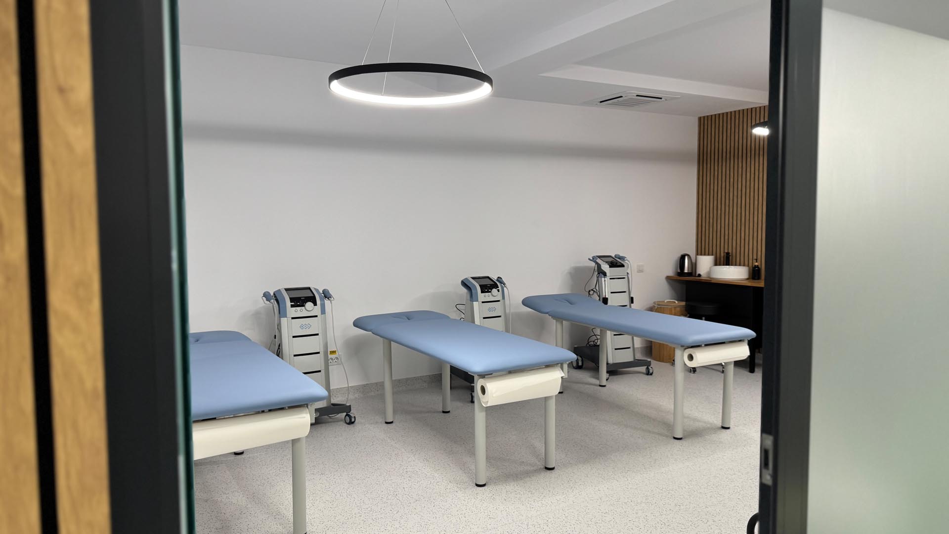 Sala fizioterapie- Paragon Medical Iasi Sala fizioterapie- Paragon Medical Iasi